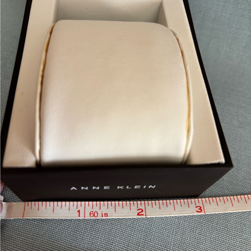 Anne Klein Watch Box - Picture 8 of 8